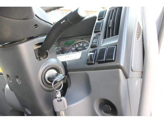 いすゞフォワードダンプ中型（4t）[写真31]