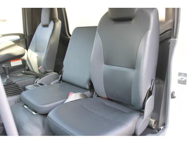 いすゞフォワードダンプ中型（4t）[写真33]