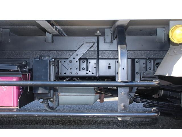 日産アトラスパネルバン小型（2t・3t）[写真21]