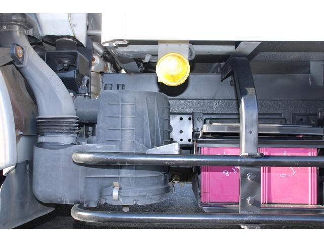 日産アトラスパネルバン小型（2t・3t）[写真22]