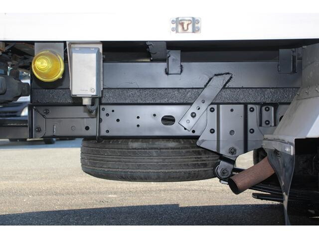 日産アトラスパネルバン小型（2t・3t）[写真25]