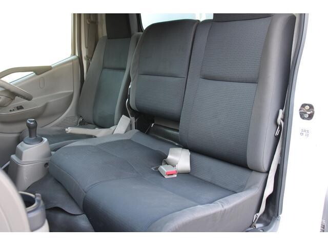 日産アトラスパネルバン小型（2t・3t）[写真34]