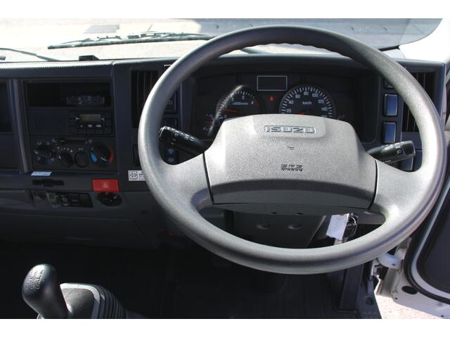 いすゞエルフ平ボディ小型（2t・3t）[写真29]