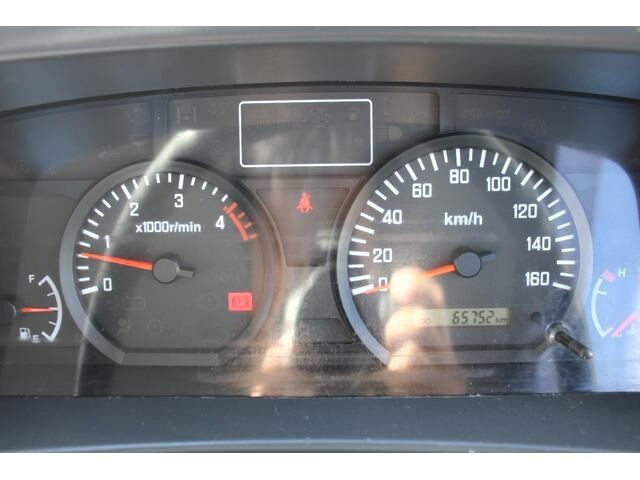 いすゞエルフ平ボディ小型（2t・3t）[写真30]