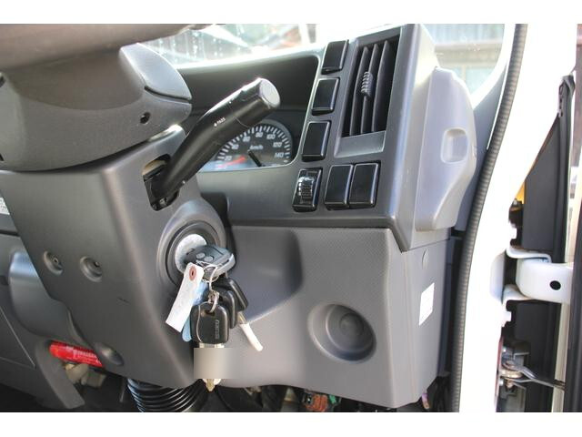 いすゞエルフ平ボディ小型（2t・3t）[写真33]