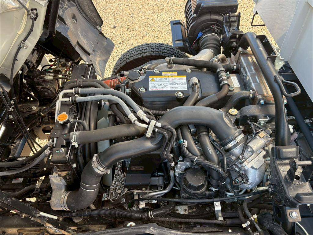 いすゞフォワード深ダンプ（土砂禁ダンプ）中型（4t）[写真18]