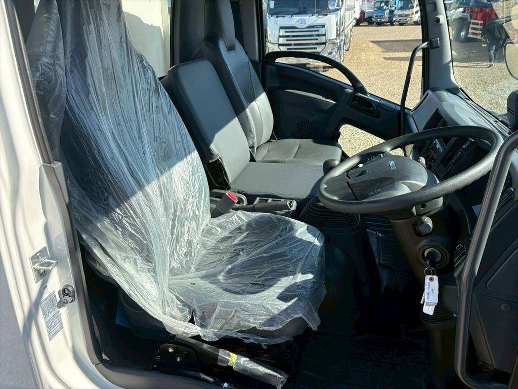 いすゞフォワード深ダンプ（土砂禁ダンプ）中型（4t）[写真21]