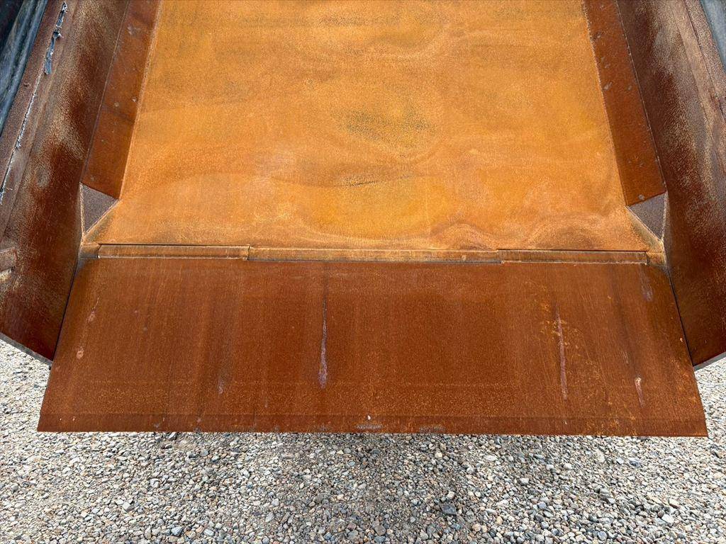 三菱ふそうスーパーグレートダンプ大型（10t）[写真12]