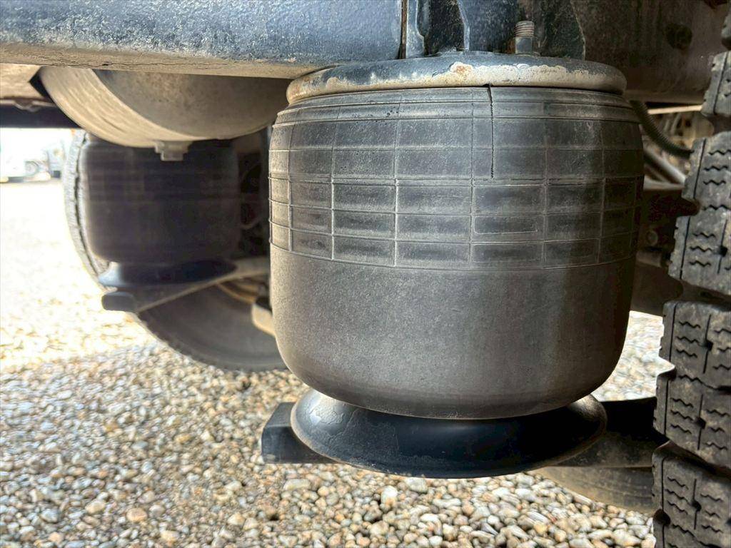 三菱ふそうファイター冷凍車（冷蔵車）中型（4t）[写真15]