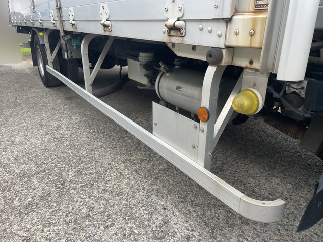 三菱ふそうファイターアルミウイング中型（4t）[写真16]