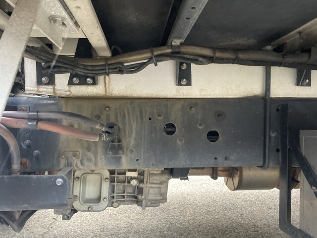 三菱ふそうファイターアルミウイング中型（4t）[写真21]