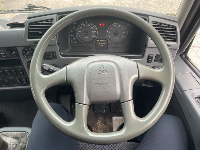 三菱ふそうファイターアルミウイング中型（4t）[写真32]