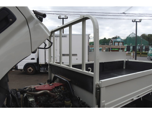 日野デュトロ平ボディ小型（2t・3t）[写真14]