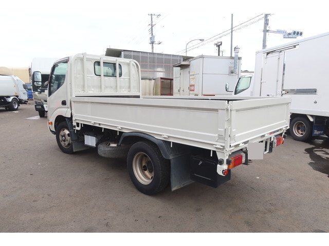 日野デュトロ平ボディ小型（2t・3t）[写真02]