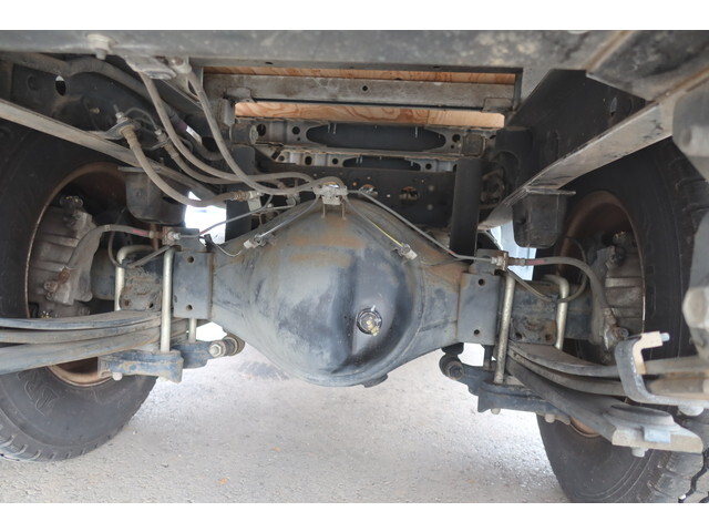 日野デュトロ平ボディ小型（2t・3t）[写真20]