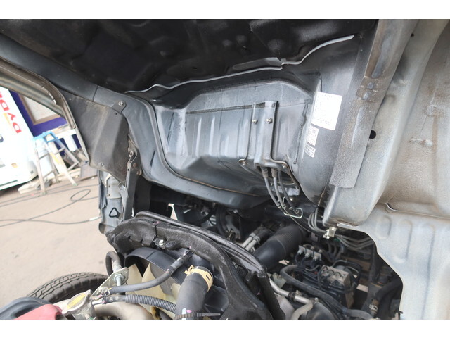 日野デュトロ平ボディ小型（2t・3t）[写真28]