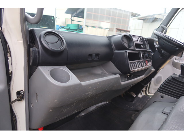 日野デュトロ平ボディ小型（2t・3t）[写真38]