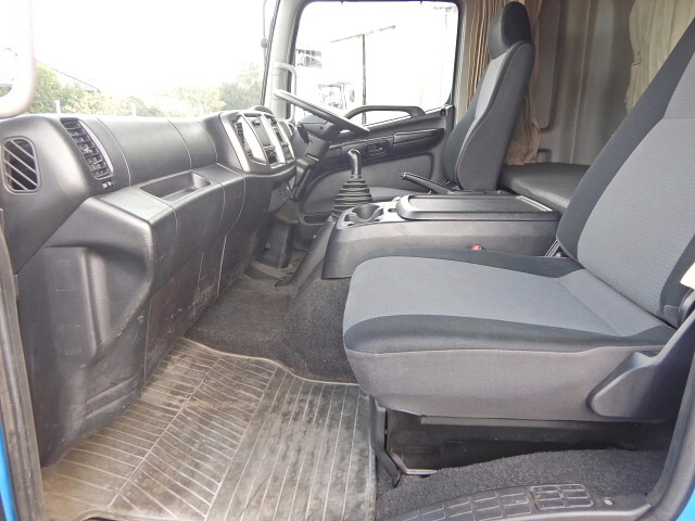 日野レンジャーアルミウイング中型（4t）[写真19]