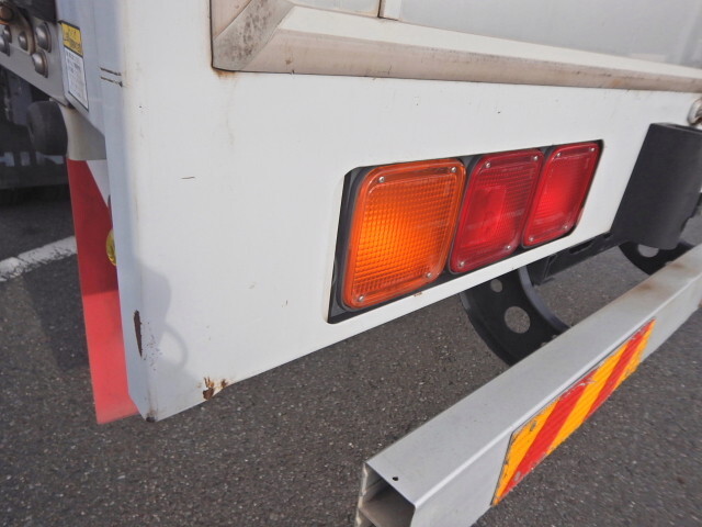 日野レンジャーアルミウイング中型（4t）[写真36]