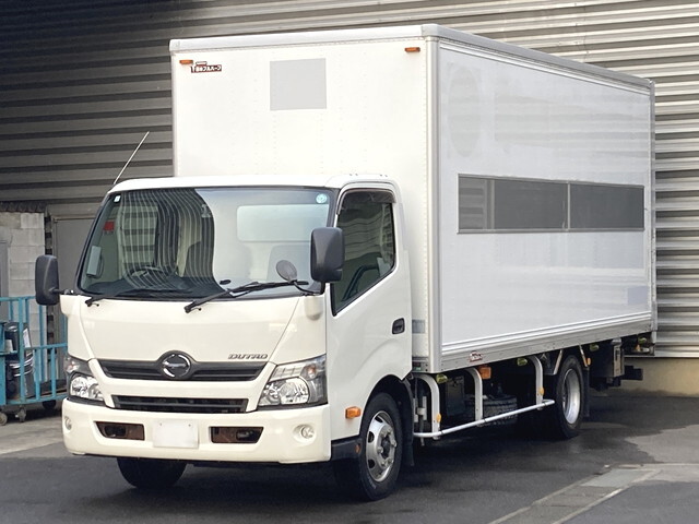 日野デュトロパネルバン小型（2t・3t）TKG-XZU720M [写真01]