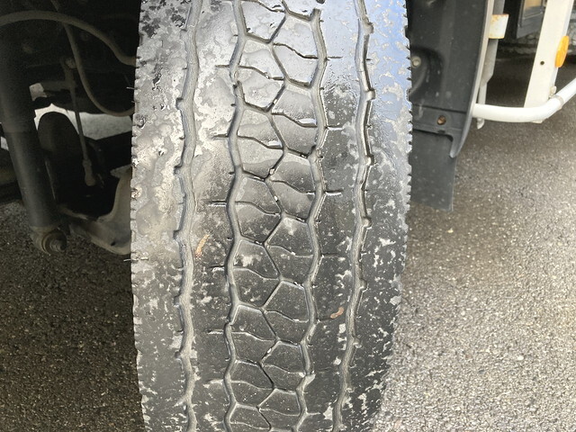 日野デュトロパネルバン小型（2t・3t）[写真13]