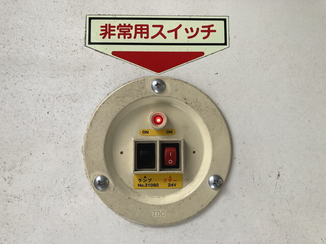 日野デュトロパネルバン小型（2t・3t）[写真28]