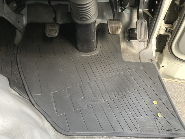 日野デュトロパネルバン小型（2t・3t）[写真35]