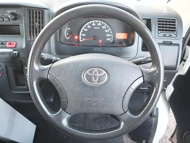 トヨタタウンエース平ボディ小型（2t・3t）[写真04]