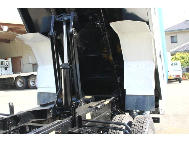 日野レンジャーダンプ中型（4t）[写真17]