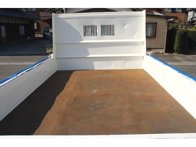 日野レンジャーダンプ中型（4t）[写真18]