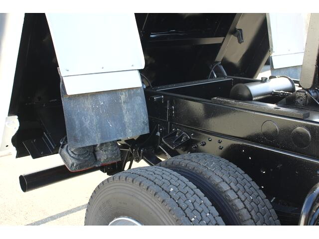 日野レンジャーダンプ中型（4t）[写真24]