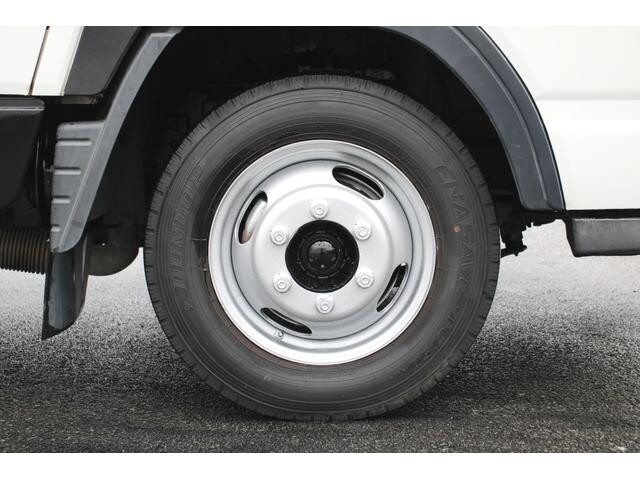 三菱ふそうキャンターダブルキャブ（Wキャブ）小型（2t・3t）[写真23]