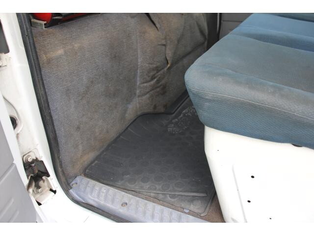 三菱ふそうキャンターダブルキャブ（Wキャブ）小型（2t・3t）[写真36]