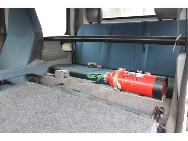 三菱ふそうキャンターダブルキャブ（Wキャブ）小型（2t・3t）[写真40]