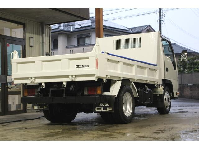 いすゞエルフダンプ小型（2t・3t）[写真02]