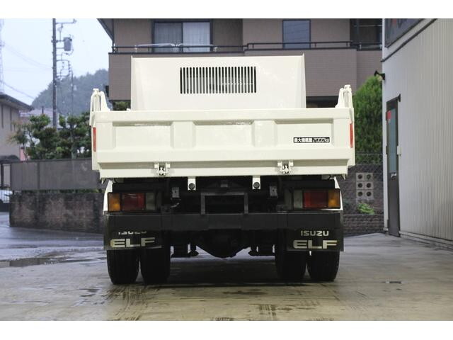 いすゞエルフダンプ小型（2t・3t）[写真09]