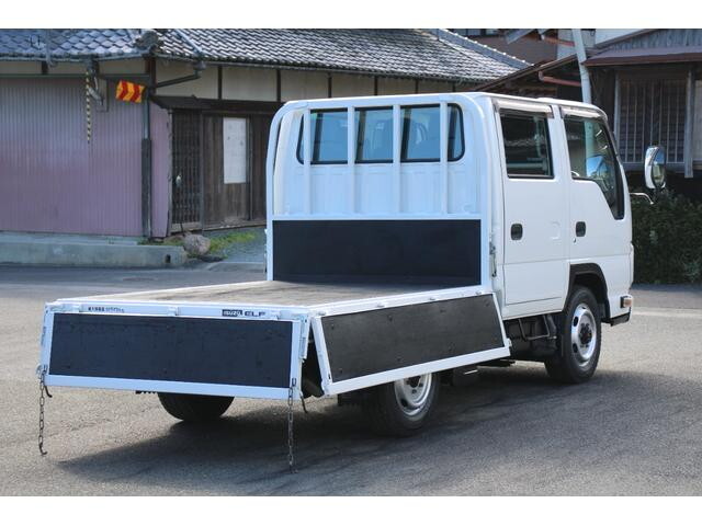 いすゞエルフダブルキャブ（Wキャブ）小型（2t・3t）[写真10]