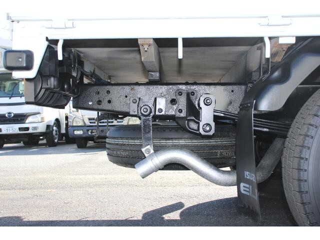 いすゞエルフダブルキャブ（Wキャブ）小型（2t・3t）[写真16]