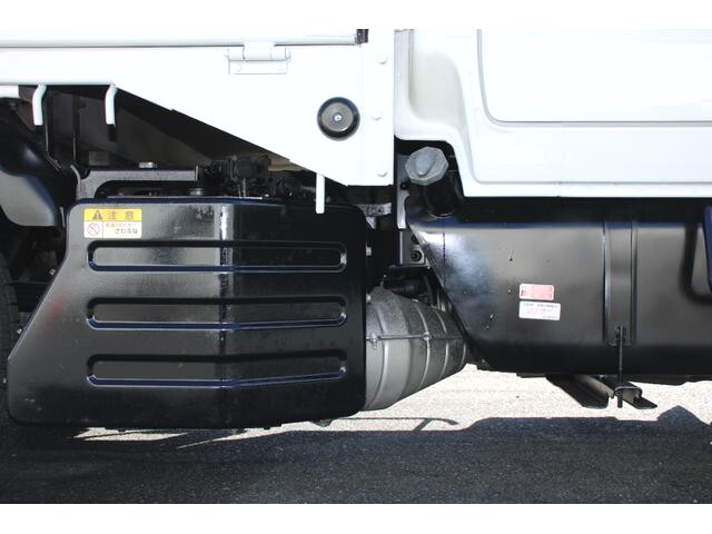 いすゞエルフダブルキャブ（Wキャブ）小型（2t・3t）[写真18]