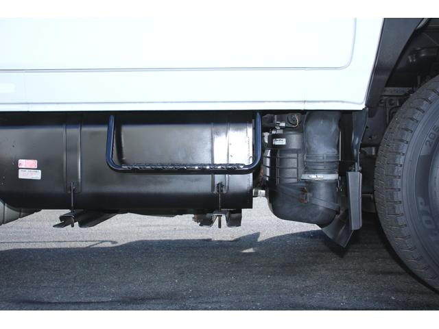 いすゞエルフダブルキャブ（Wキャブ）小型（2t・3t）[写真19]