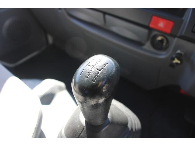 いすゞエルフダブルキャブ（Wキャブ）小型（2t・3t）[写真27]