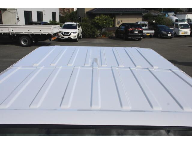 いすゞエルフダブルキャブ（Wキャブ）小型（2t・3t）[写真07]