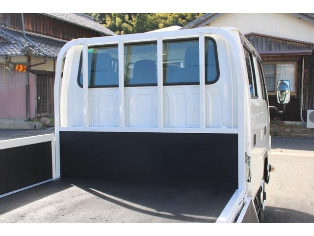 いすゞエルフダブルキャブ（Wキャブ）小型（2t・3t）[写真08]