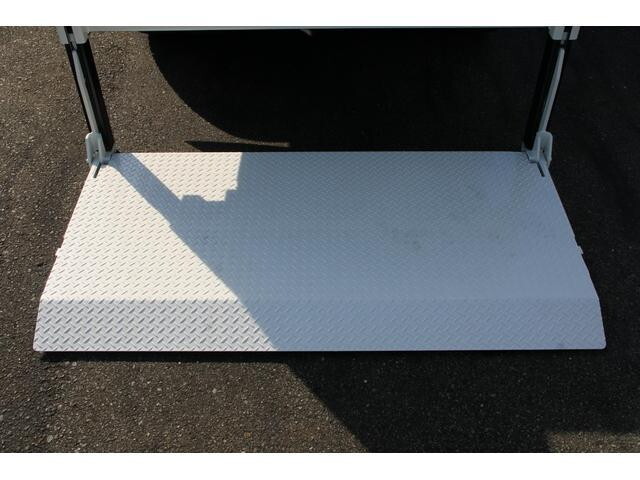 日野デュトロ深ダンプ（土砂禁ダンプ）小型（2t・3t）[写真15]