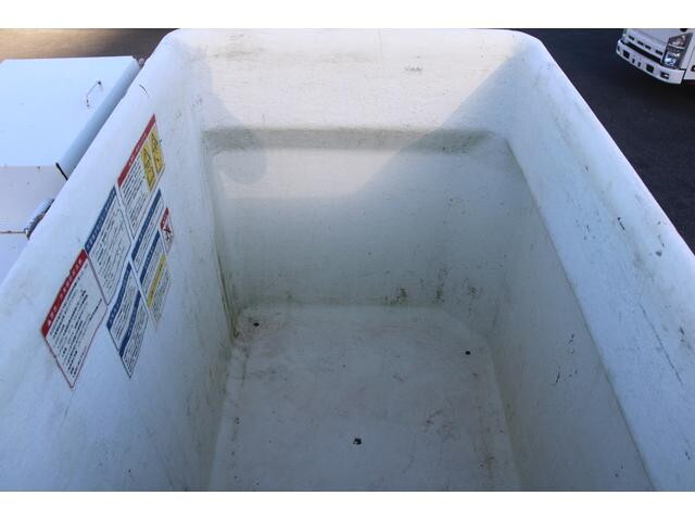 三菱ふそうキャンター高所作業車小型（2t・3t）[写真13]