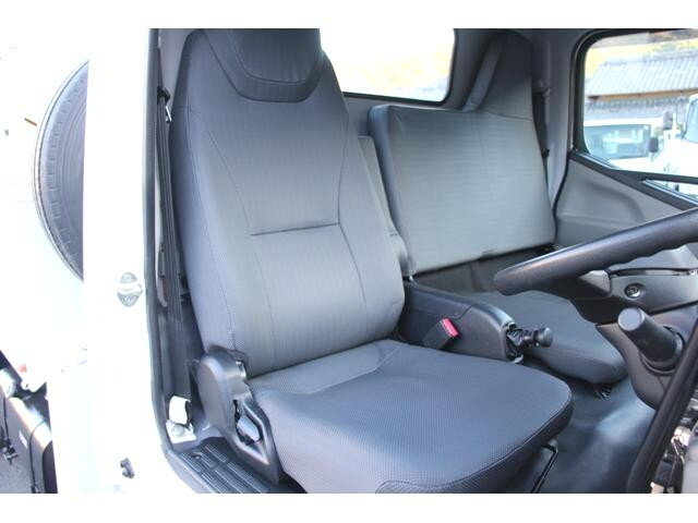 三菱ふそうキャンター高所作業車小型（2t・3t）[写真40]