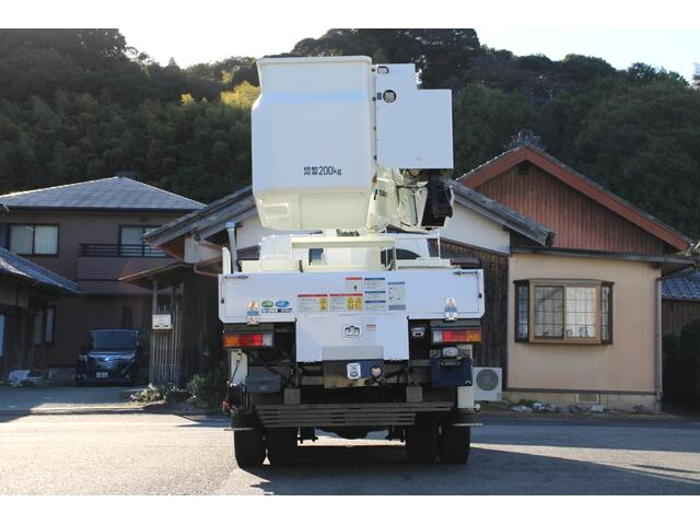 三菱ふそうキャンター高所作業車小型（2t・3t）[写真08]