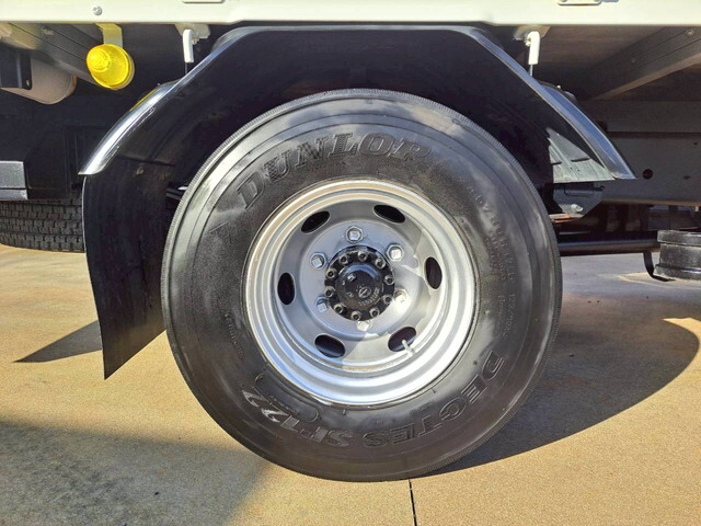 日野レンジャークレーン付中型（4t）[写真28]