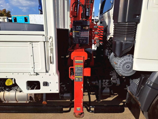 日野レンジャークレーン付中型（4t）[写真30]