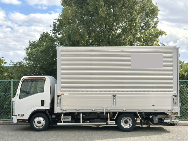 いすゞエルフアルミウイング小型（2t・3t）[写真03]